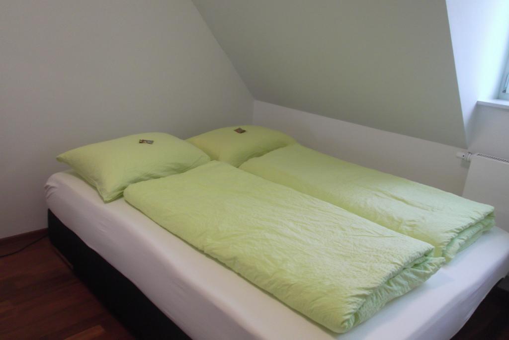 Jungingers Aparthotel Holzheim  Pokój zdjęcie